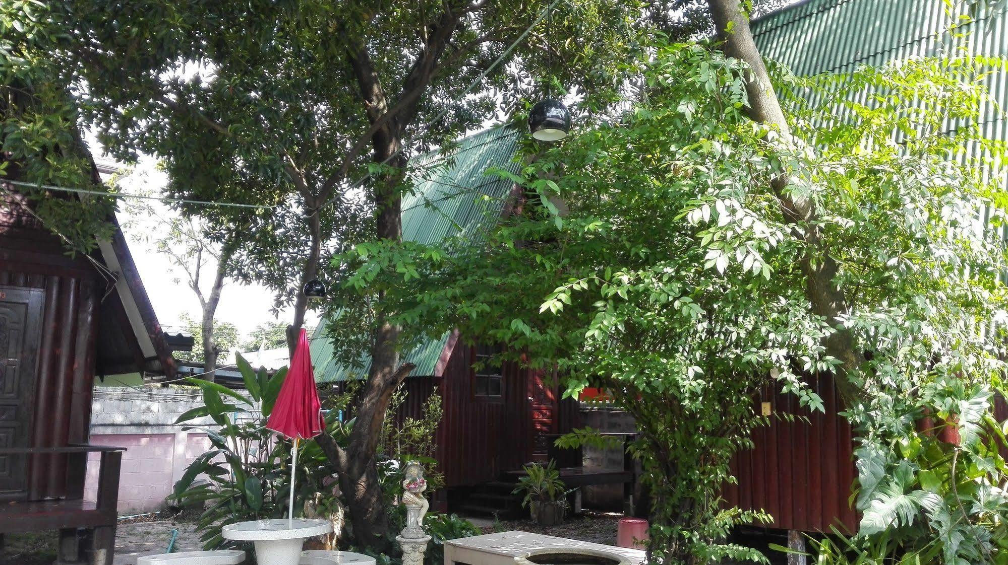 Bnr Resorts Bangkok Exterior photo